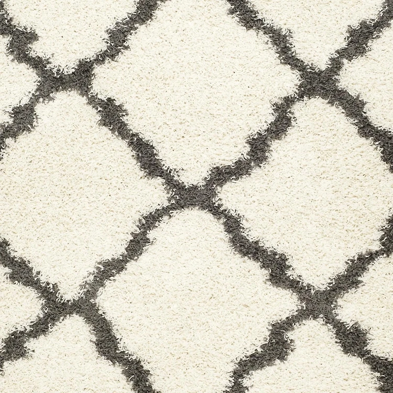 Safavieh Dallas Logan Geometric Shag Area Rug