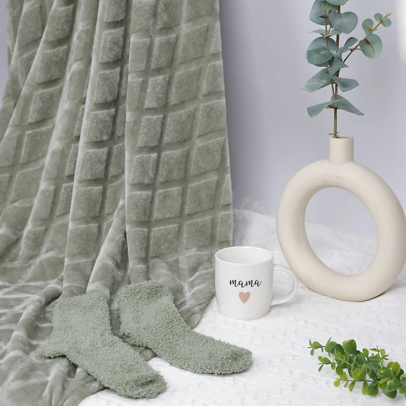 Ensemble cadeau douillet pour la fête des Mères Hometrends vert – couverture, chaussettes et tasse