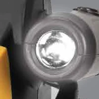 EverStart 1000 Peak  Amp Jump-Starter w/ Triple USB-A ports (3.1A) and 120 PSI Compressor