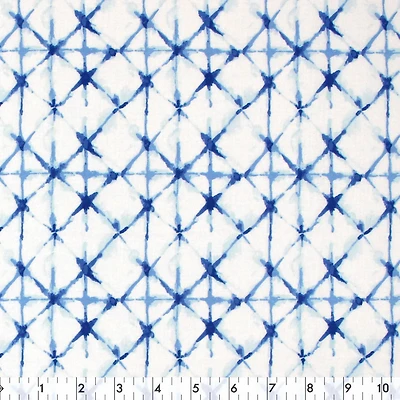 Tissu au mètre en coton Fabric Creations à motif de blanc avec diamants bleus Shibori