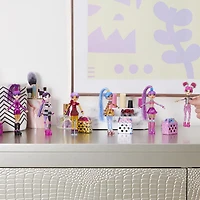 Twisty Girlz, Série 2, Poupée à transformer en bracelet à collectionner Ruby Spark avec Twisty Petz mystère