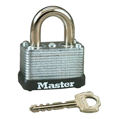 Cadenas en acier laminé à garnitures Master Lock de 1 1/2 po