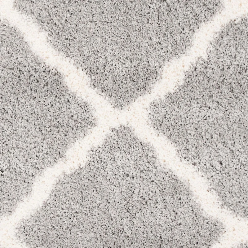 Safavieh Fontana Venice Geometric Plush Shag Area Rug