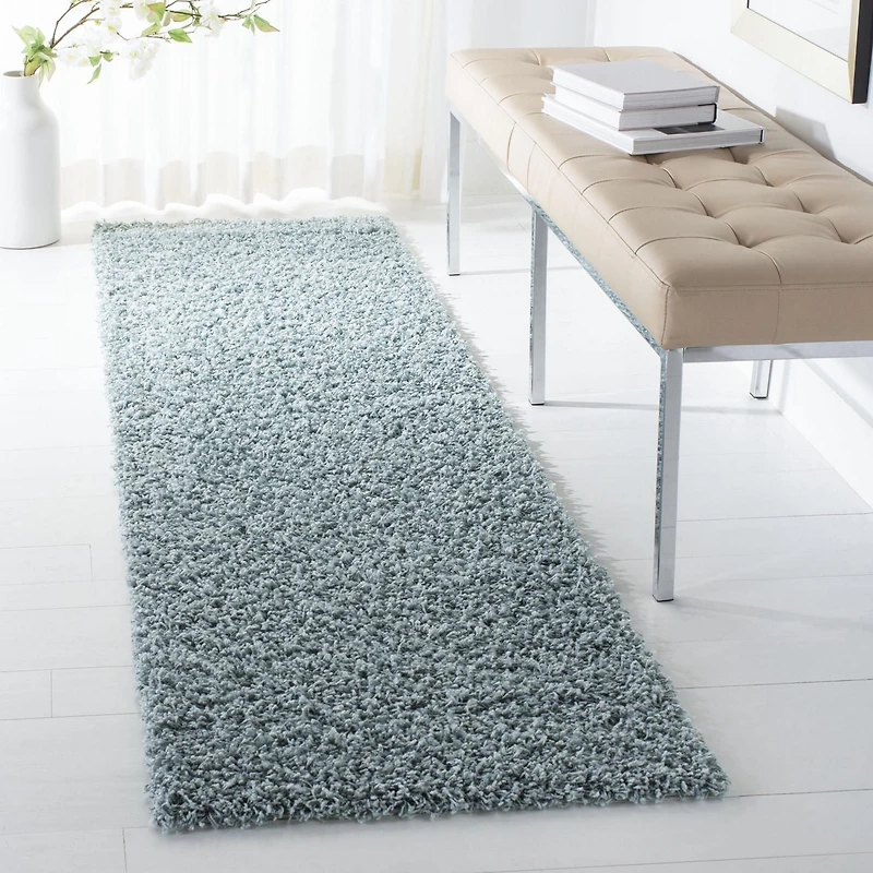 Safavieh Athens Solid Plush Shag Area Rug