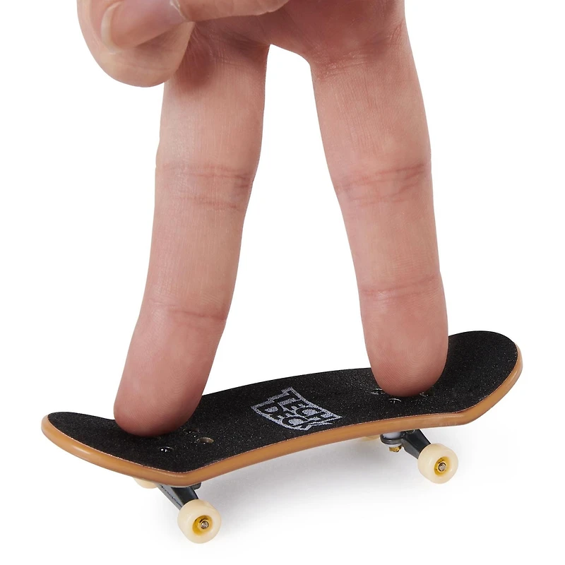 Tech Deck, Coffret de 4 fingerboards Ultra DLX, Skateboards Meow, Mini skateboards personnalisables à collectionner, jouets pour enfants à partir de 6 ans