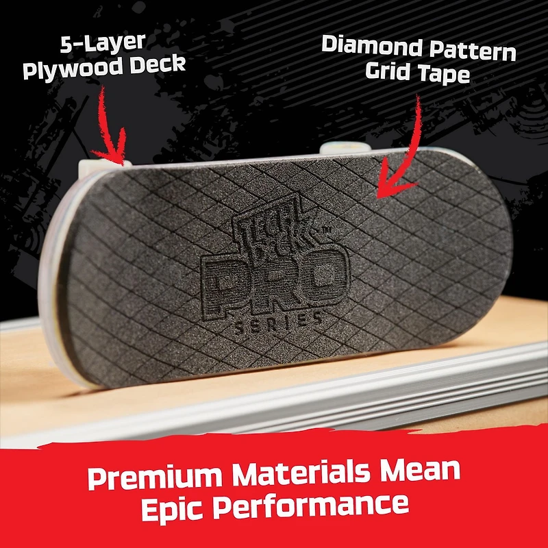 Tech Deck Plan B Pro Series, Fingerboard avec présentoir, conçu pour les pros ; Mini skateboards authentiques, jouets pour enfants à partir de 6 ans