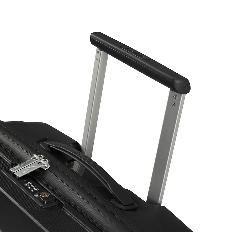 American Tourister Airconic Valise
