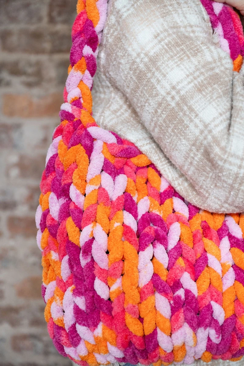 Lion Brand Cover Story™ Thick & Quick® Tropical Yarn #7 Jumbo Yarn, 300g/ 366m - 1CT