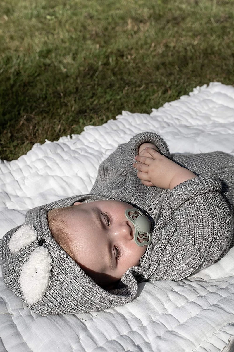 BIBS Supreme Baby Pacifiers | BPA-Free Natural Rubber Pacifier | Made in Denmark | Set of 2 Soothers (0-6 Months)