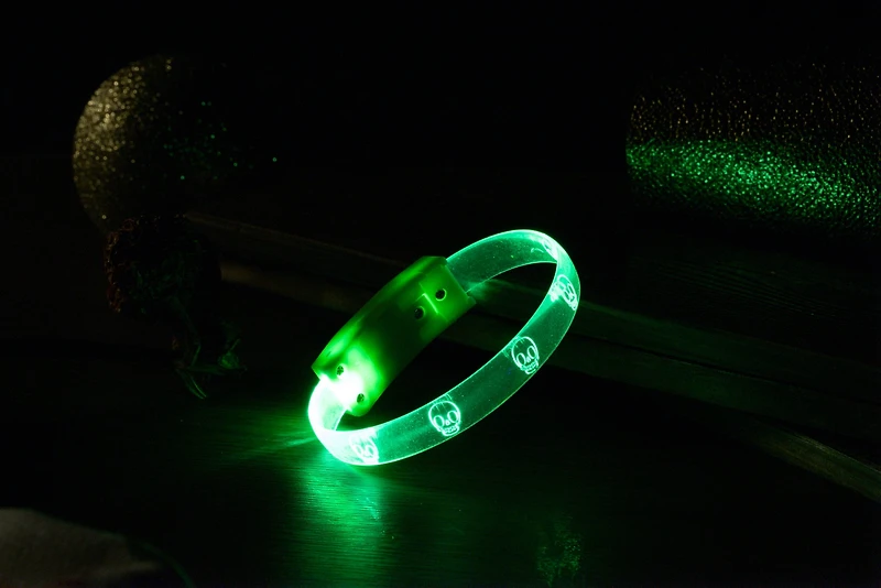 Halloween PL Green Light-up Bracelet,Unisex Child Teen Age Use, Way to Celebrate