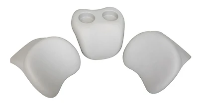 ENSEMBLE APPUIE-TÊTE CONFORT ET PORTE-VERRE, POUR LA SÉRIE AQUA MARINA mSPA HOT TUB AND SPA, est livré avec 2 pièces d'appui-tête confort et une pièce de support en verre.