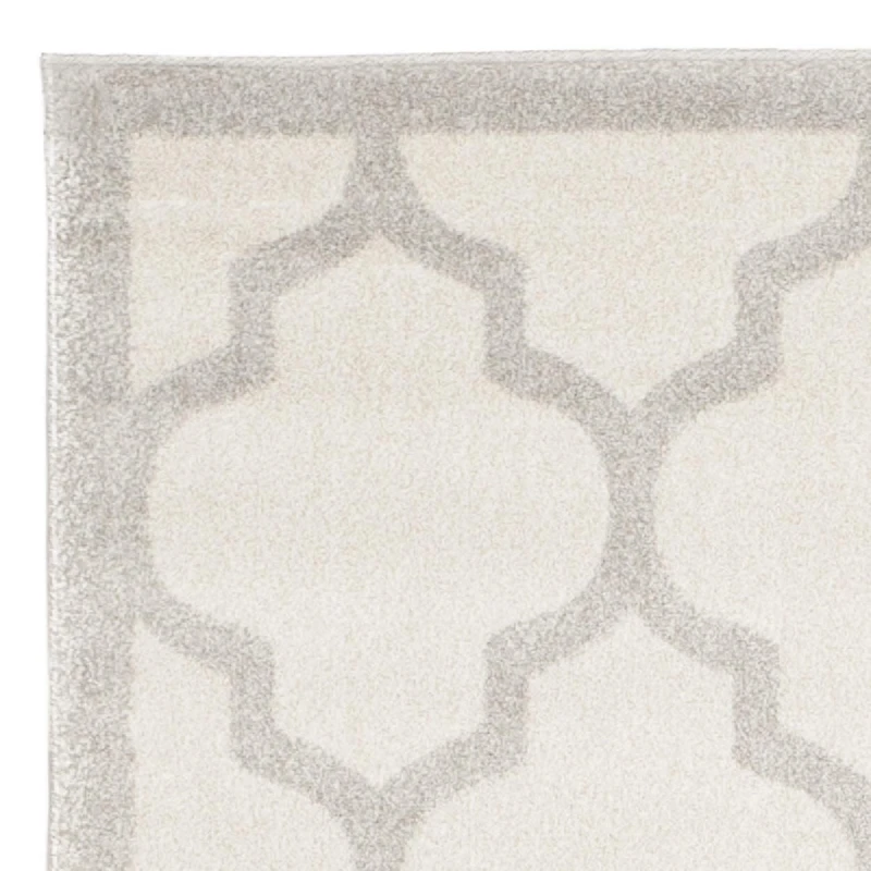 Safavieh Amherst Roderick Geometric Area Rug