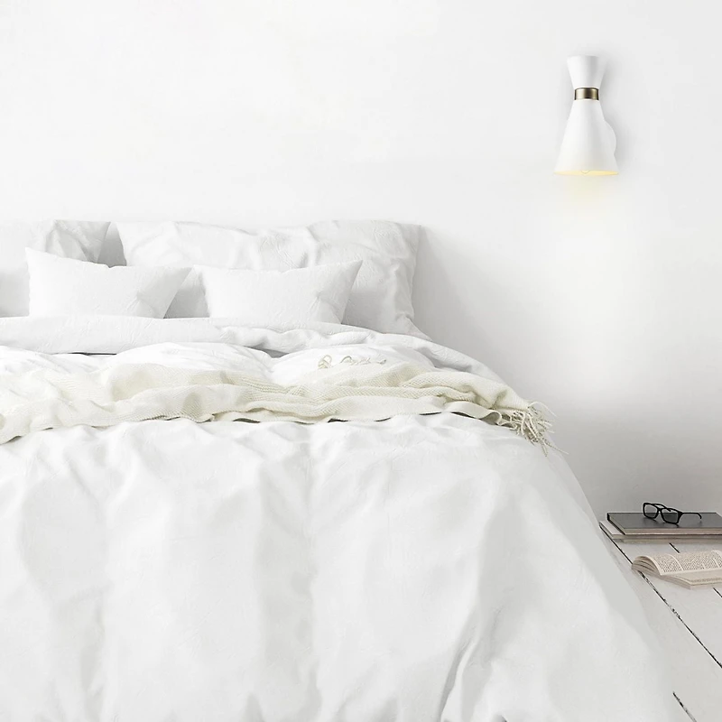 1-Light White Wall Sconce with Matte Brass Accents, 91004414