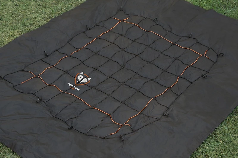 Rightline Gear Truck Bed Cargo Net with Built-In Tarp