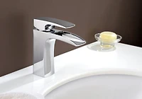 American Imaginations 16.5-in. W Wall Mount White Bathroom Vessel Sink Set For 1 Hole Right Faucet AI-22471