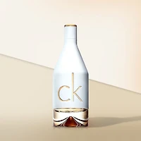 Calvin Klein CK IN2U Eau de Toilette for Women - Aromatic Fragrance, Top notes: Redcurrant leaves, Sicilian bergamot, pink grapefruit fizz, 50ml, Spontaneous. Sexy. Connected.