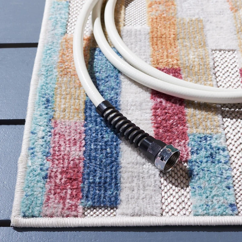 SAFAVIEH Cabana Avalon Geometric Indoor/Outdoor Area Rug