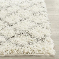 Safavieh Dallas Jerrie Geometric Shag Area Rug