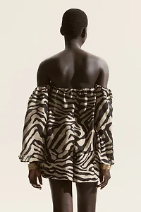 Haut à épaules dénudées