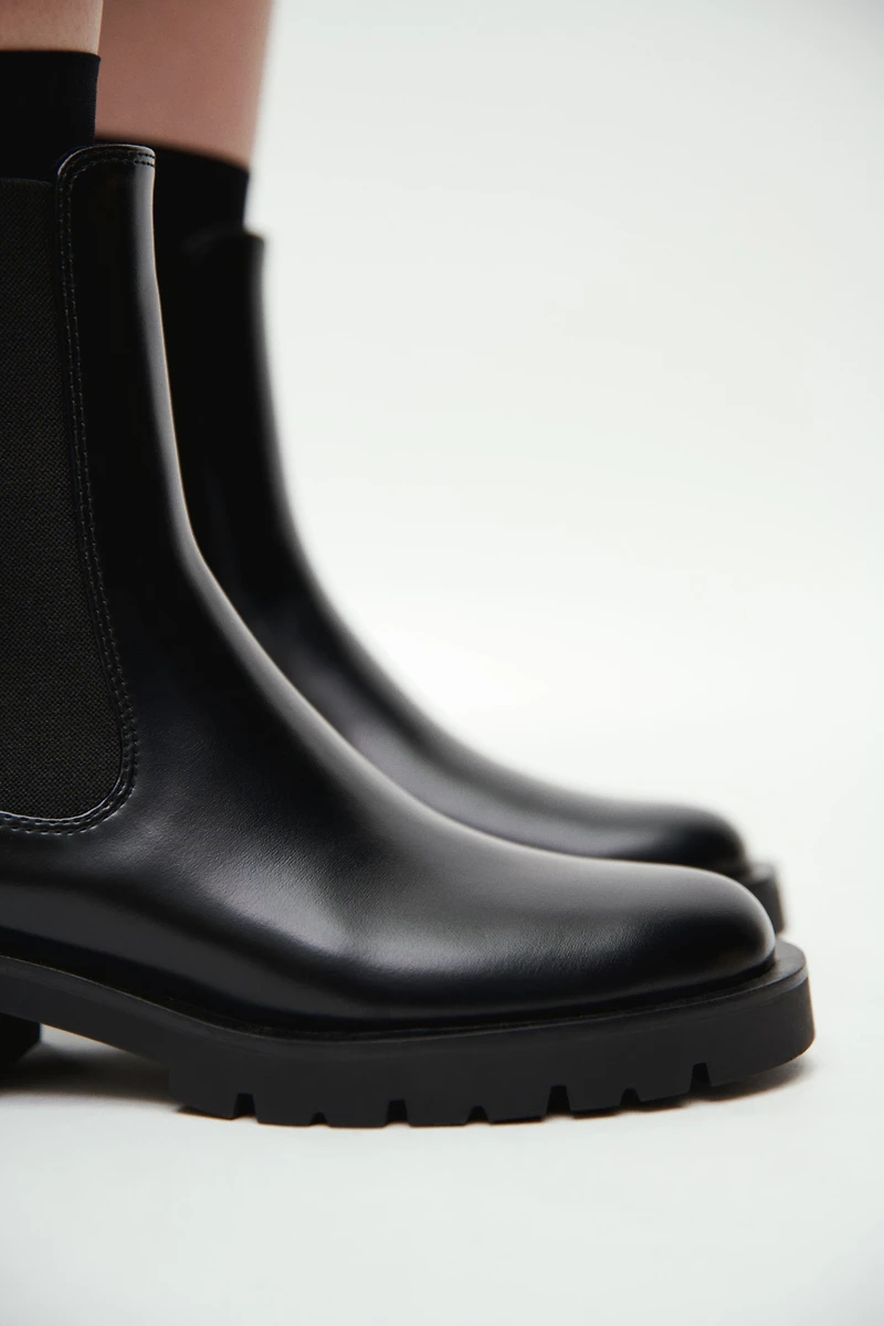 Chelsea boots