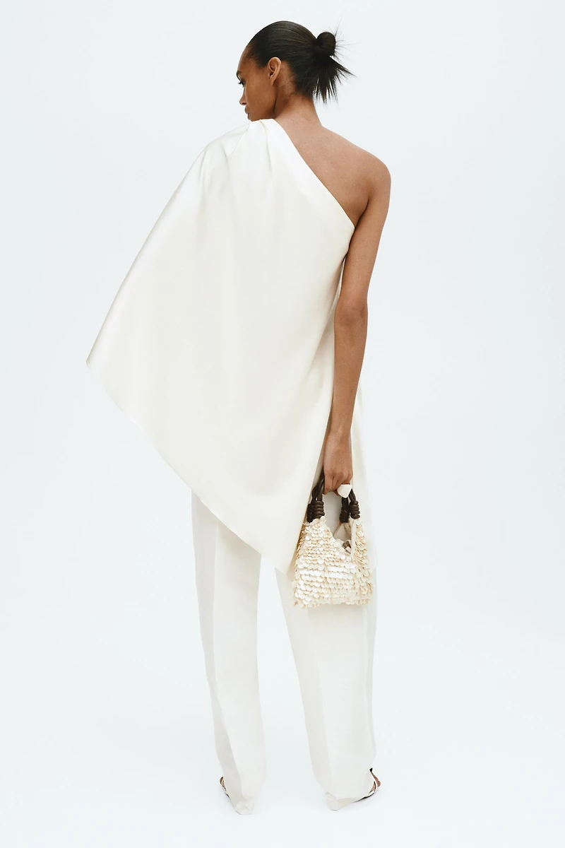 Haut asymétrique en satin