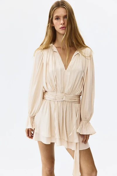 Robe drapée avec détail noué