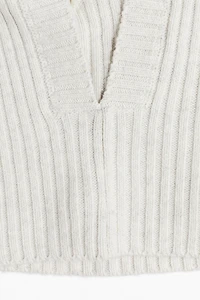 Cagoule en tricot côtelé