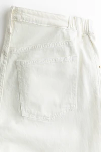 MAMA Straight Ankle Jeans