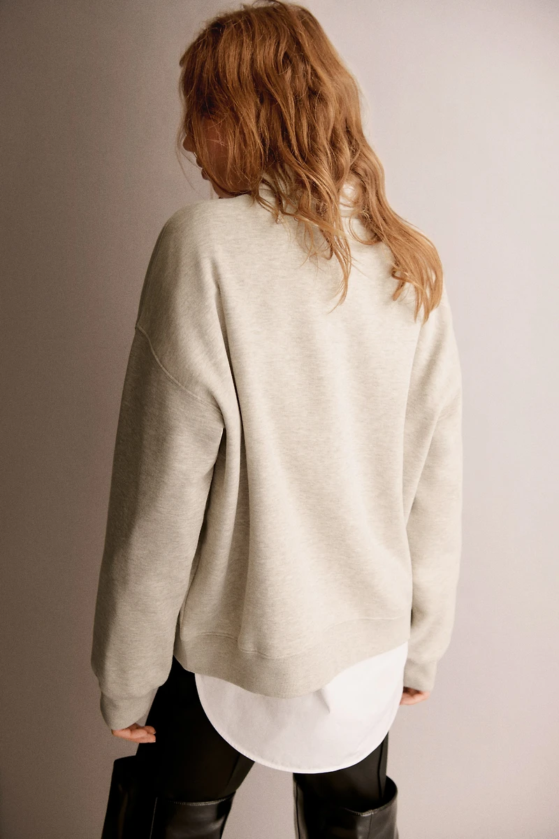 Chandail en molleton avec texte