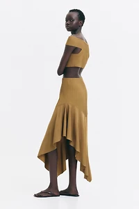 Jupe asymétrique en tricot