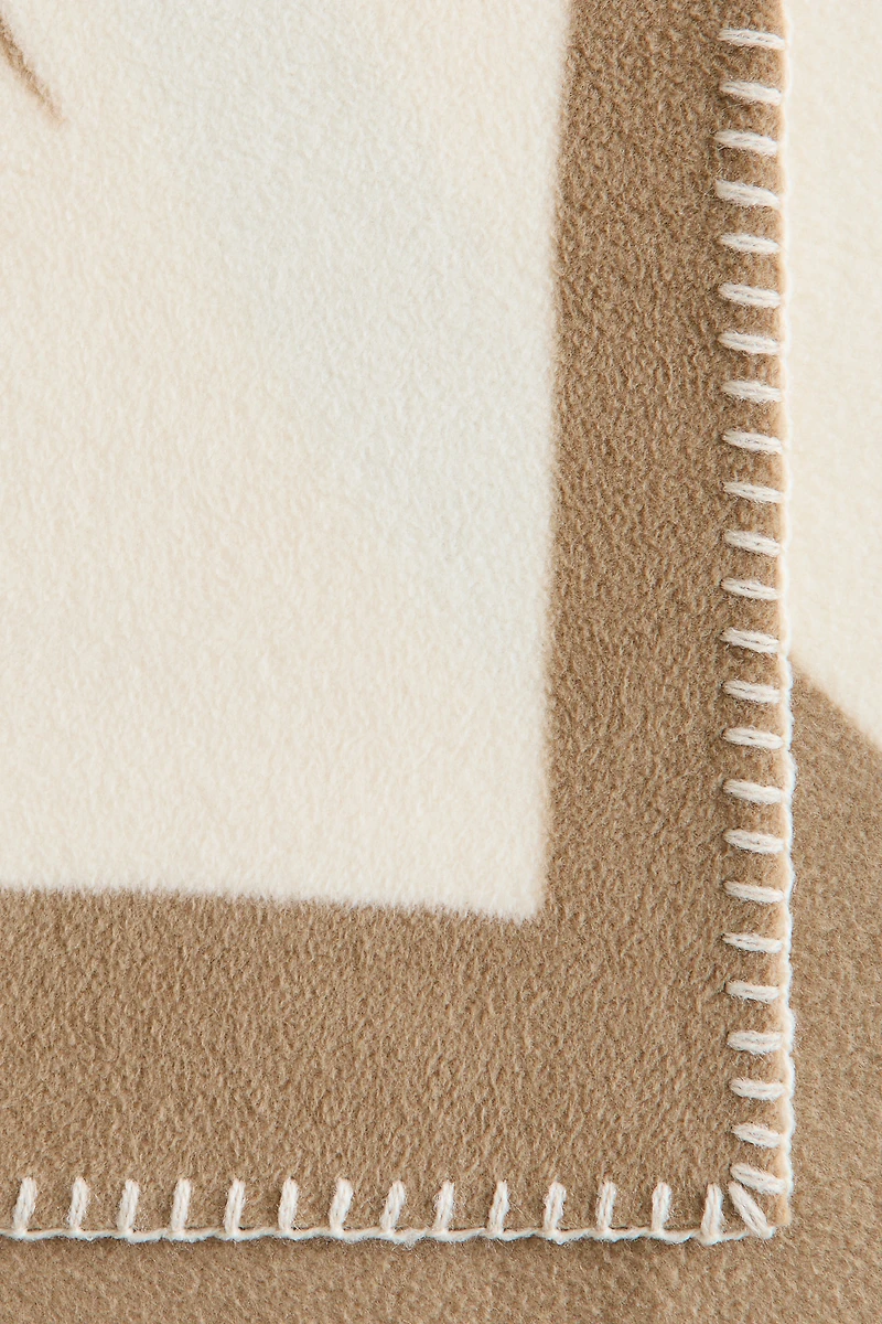 Couverture en polar à motif