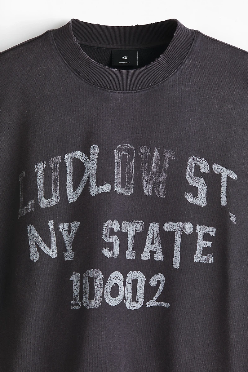 Oversized Printed Sweatshirt