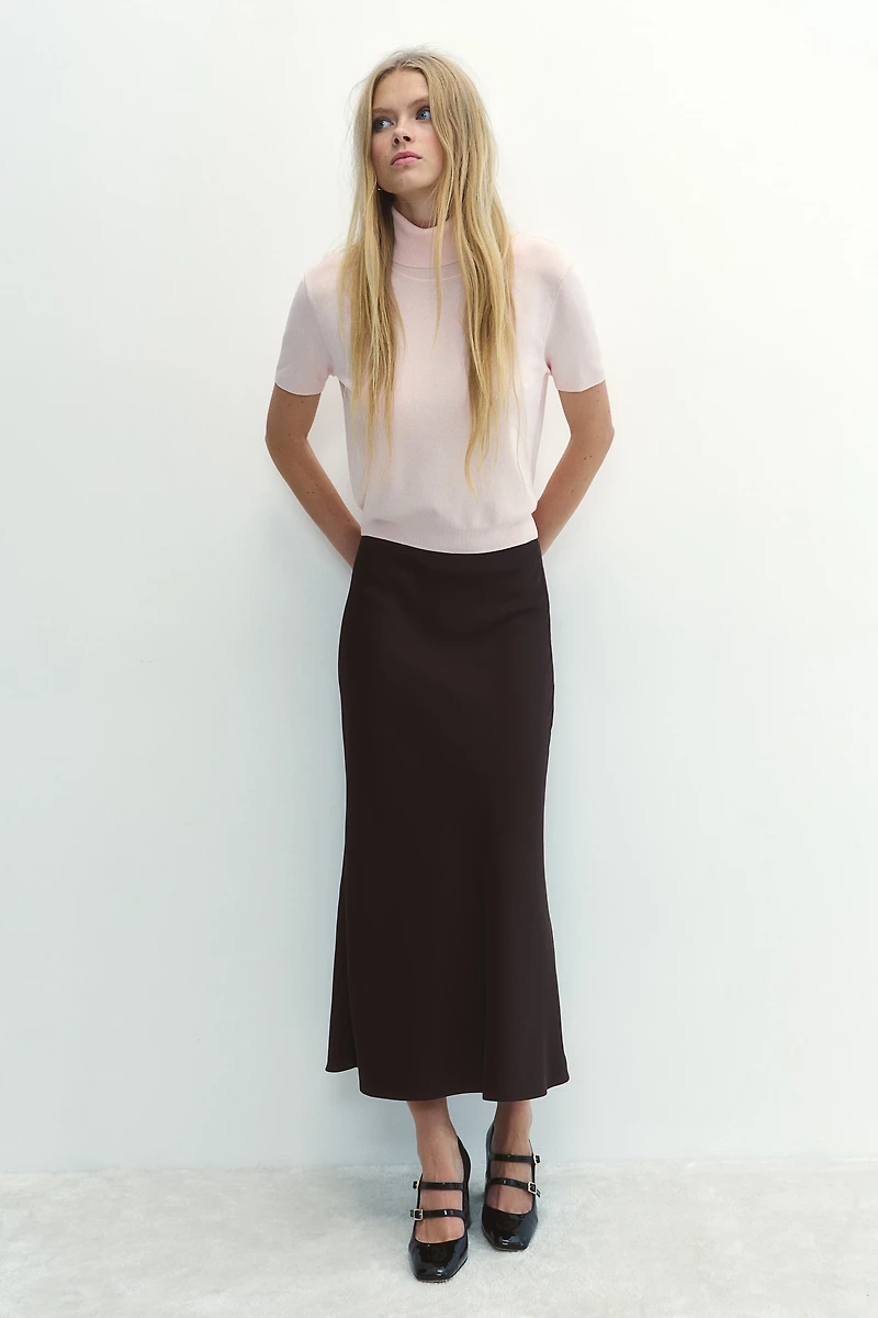 Fine-Knit Turtleneck Top