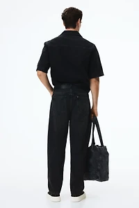 Barrel-Leg Loose-Fit Jeans