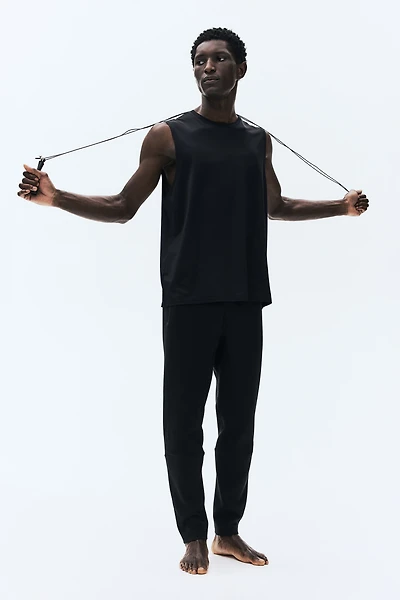 Regular-Fit Sports Tank Top with DryMove™