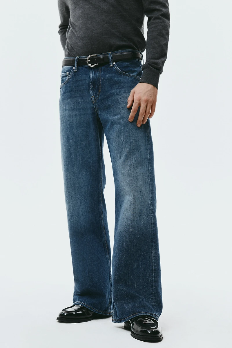 Relaxed Bootcut Jeans