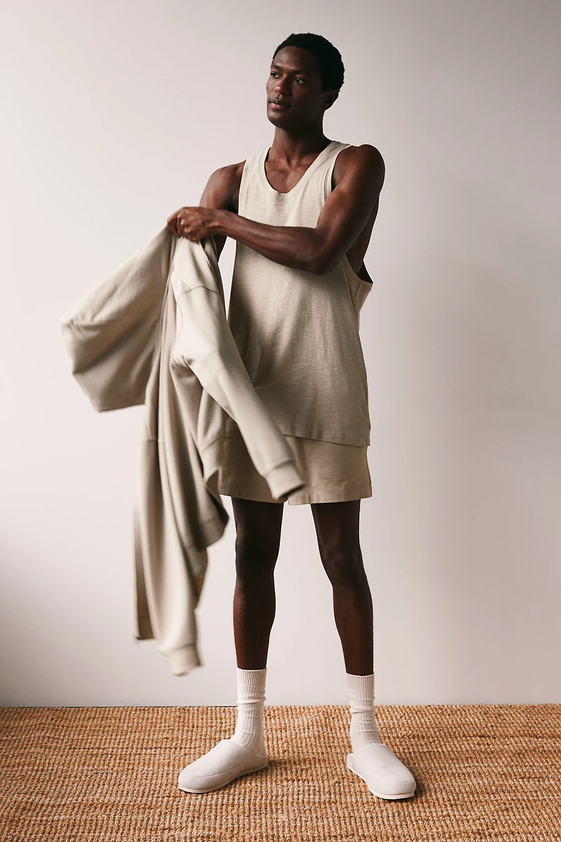 Débardeur et short de pyjama