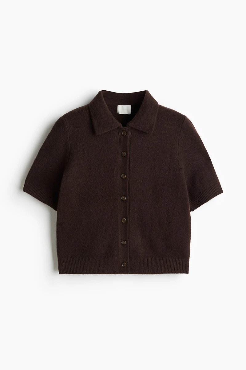 Short-Sleeved Cardigan with Collar