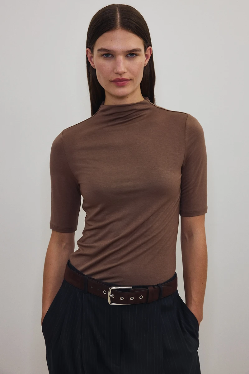 Warming Slim-Fit Mock Turtleneck T-Shirt