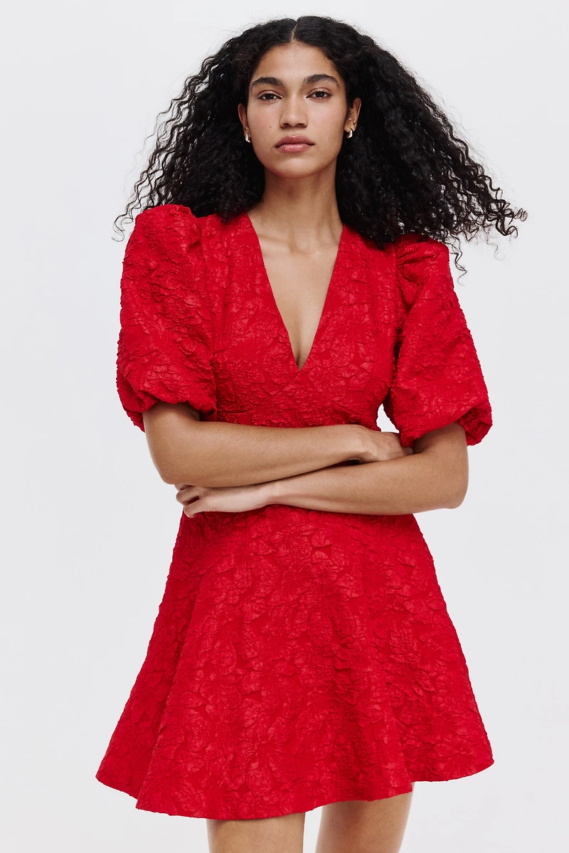 Robe à manches bouffantes