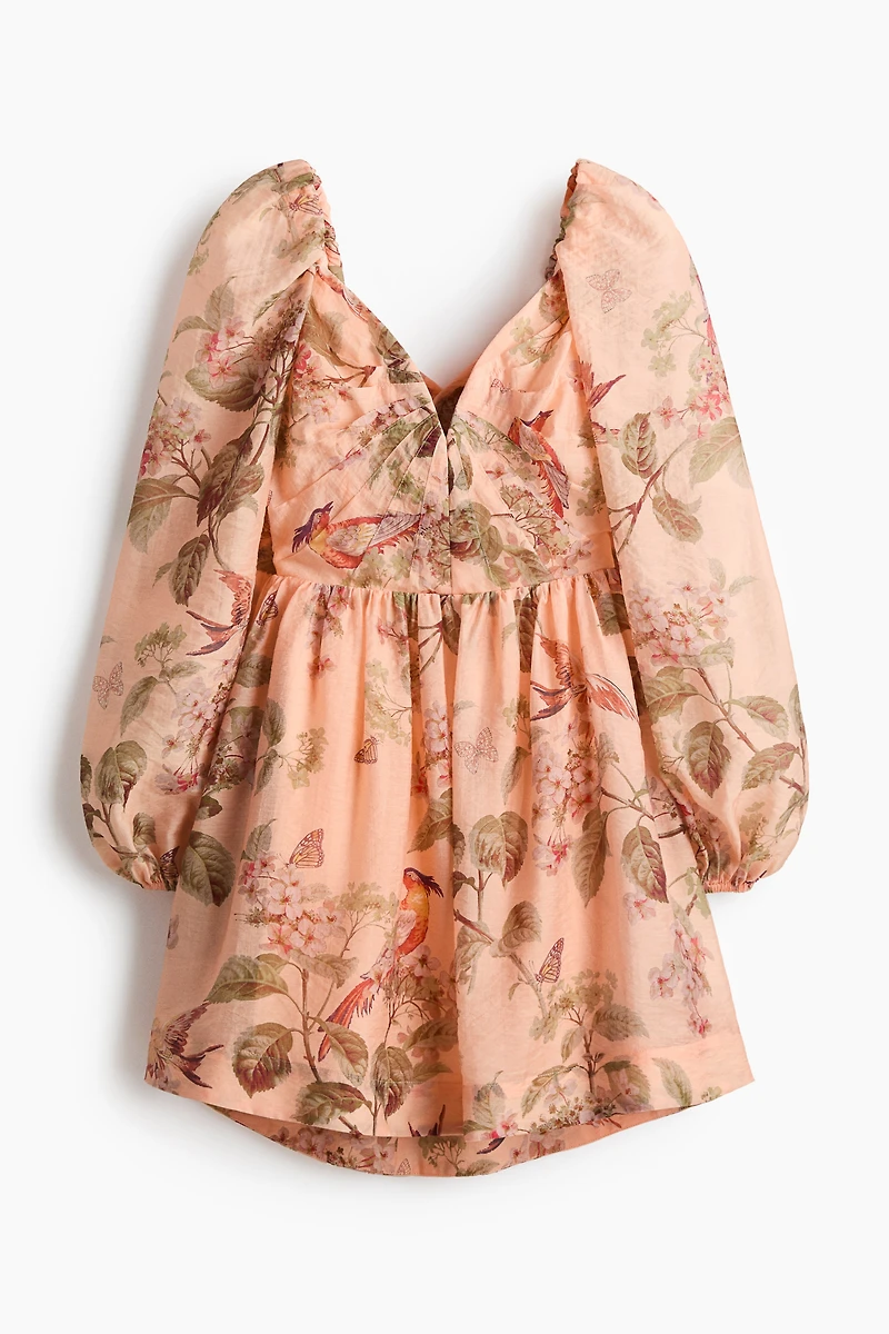 Robe à manches bouffantes avec détail nouer