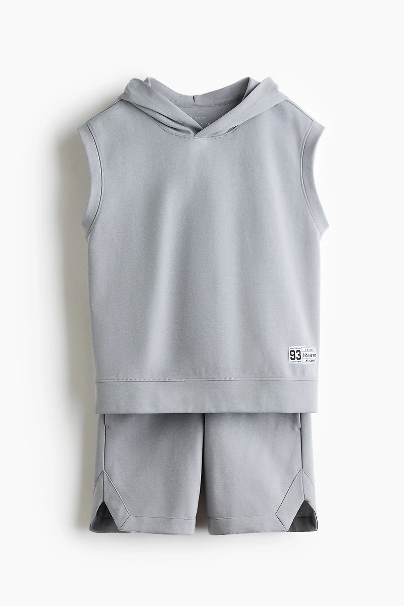 Ensemble de sport avec kangourou DryMove🅪