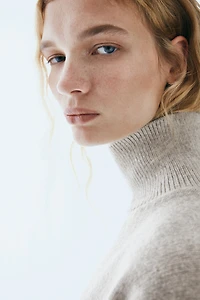 Oversized Mock-Turtleneck Sweater