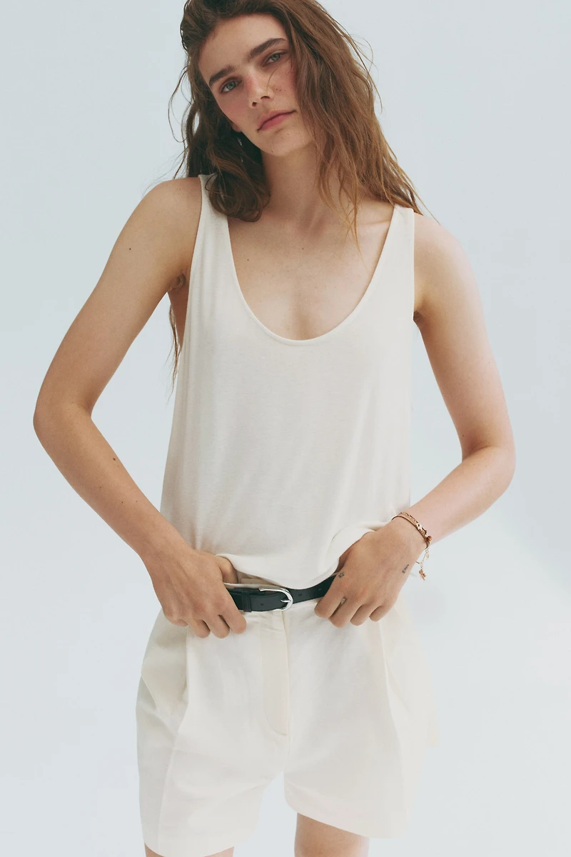 Short sur mesure en lin mélangé
