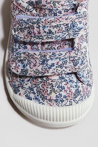 Barefoot Canvas Sneakers