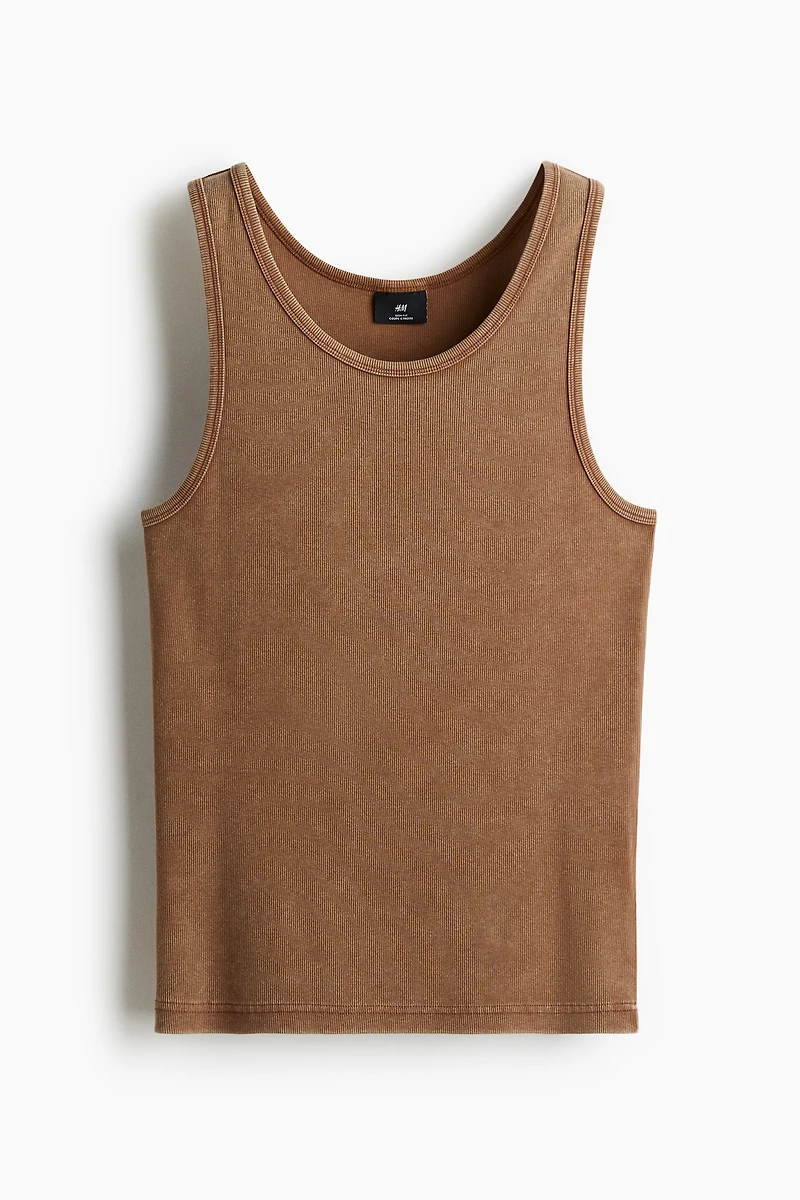 Camisole côtelée près du corps