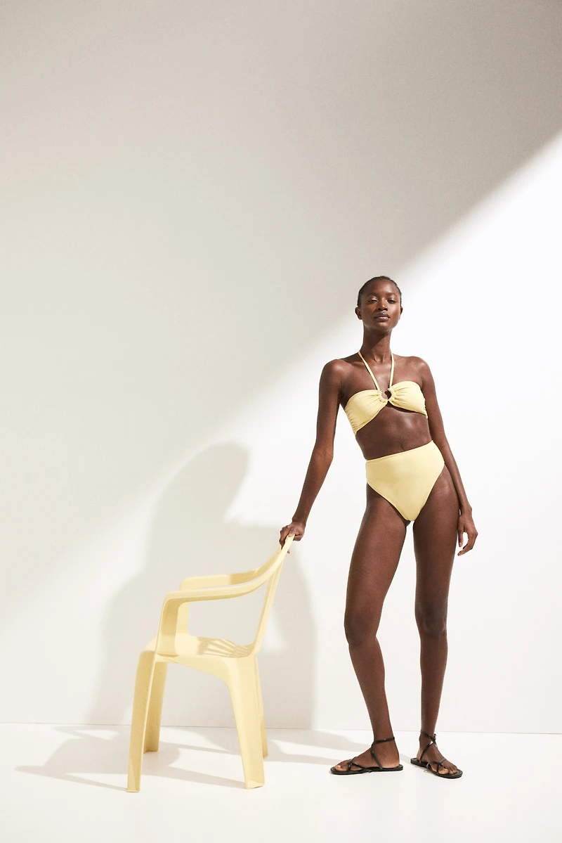 Haut de maillot coussiné à dos nu