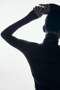 Ribbed Turtleneck Shirt