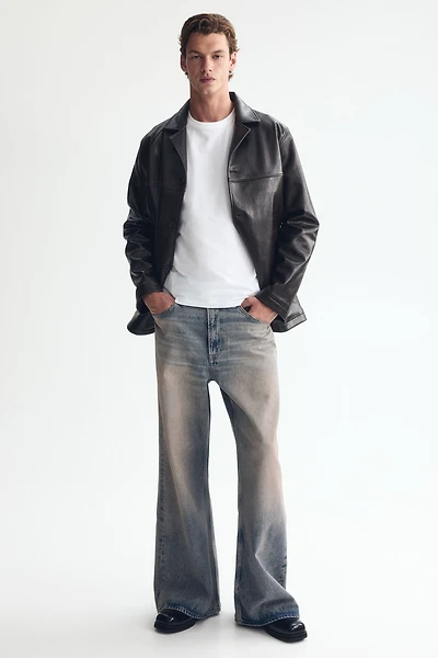 Loose Bootcut Jeans