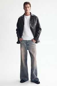 Loose Bootcut Jeans